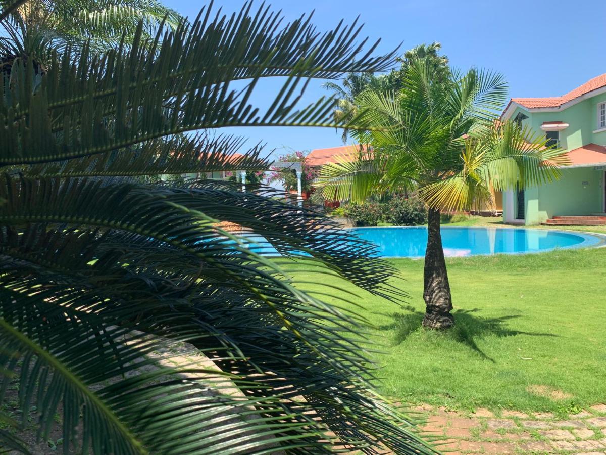 Villa Marina -By The Beach Goa Бенаулим Экстерьер фото