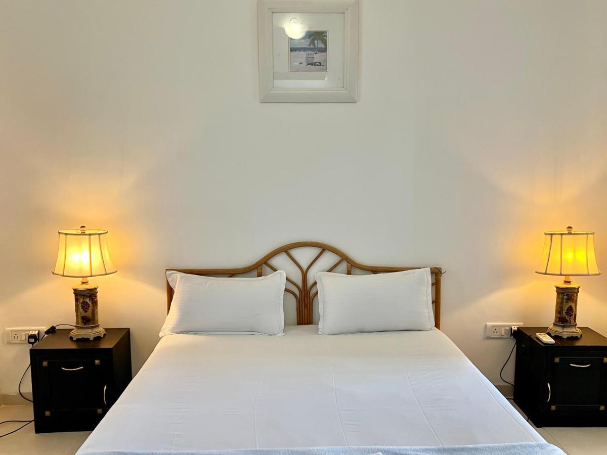 Villa Marina -By The Beach Goa Бенаулим Экстерьер фото