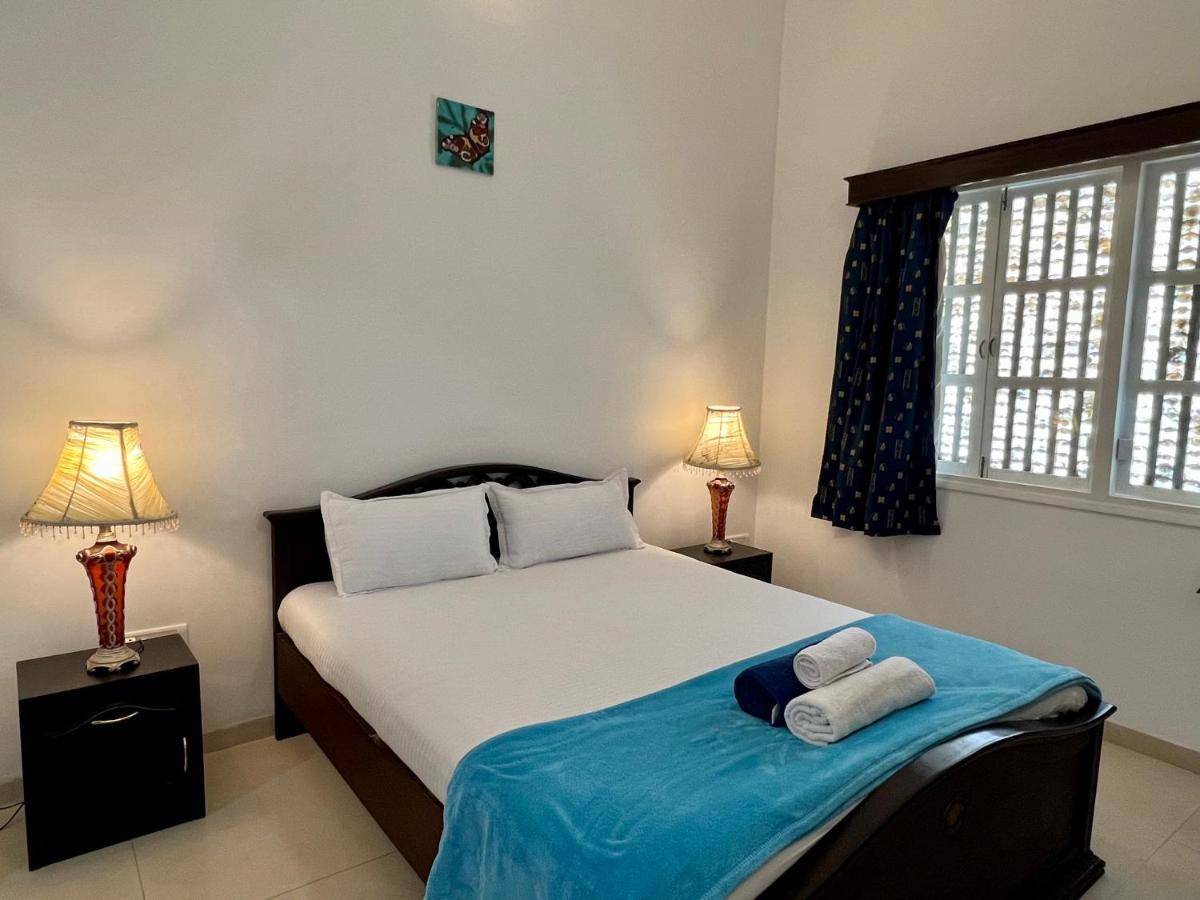 Villa Marina -By The Beach Goa Бенаулим Экстерьер фото