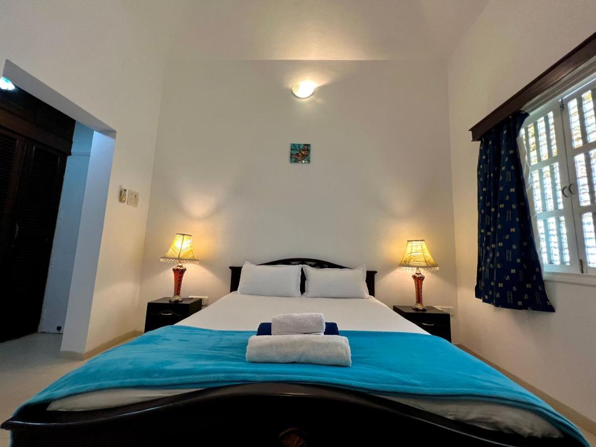 Villa Marina -By The Beach Goa Бенаулим Экстерьер фото